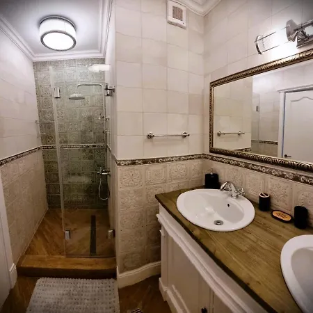 Historic Apartment, Very Close To The Beach And Main Activities Apartment